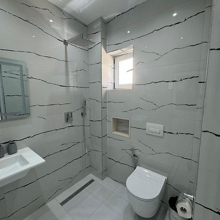 Vila Flabela Vlorë Rom bilde