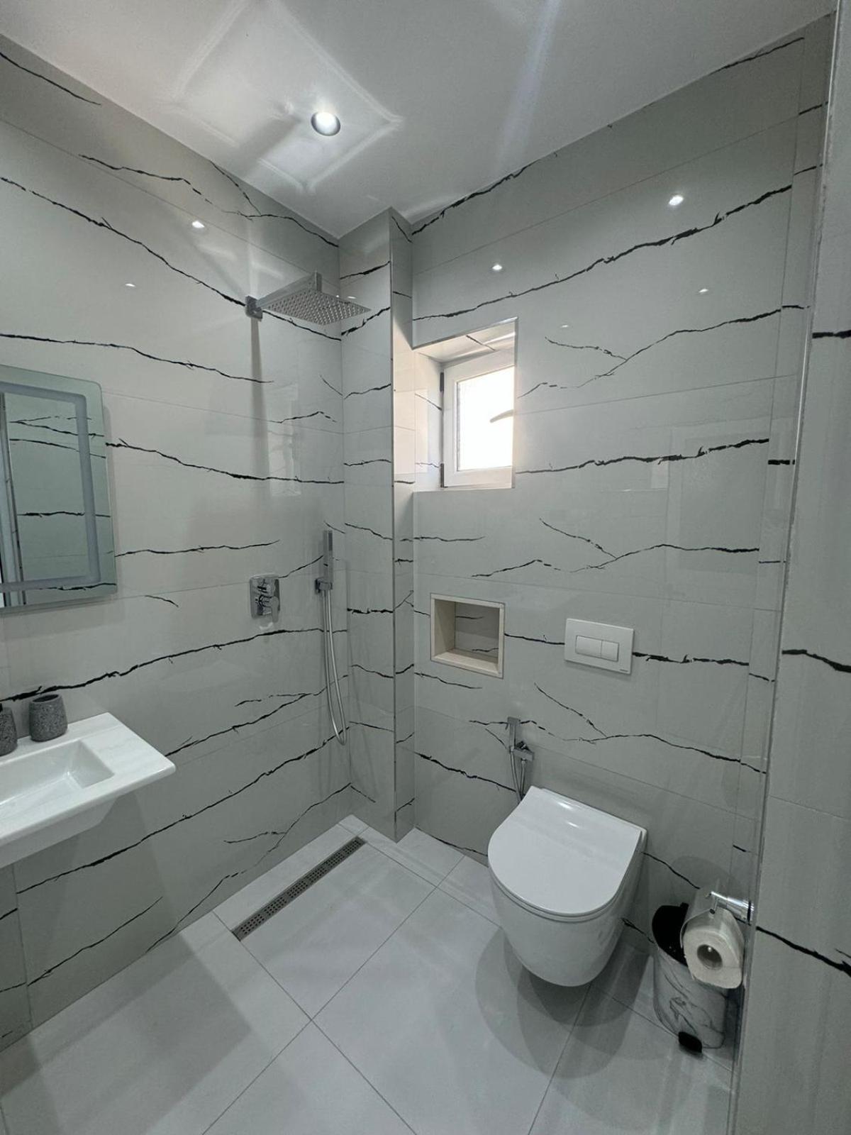 Vila Flabela Vlorë Rom bilde